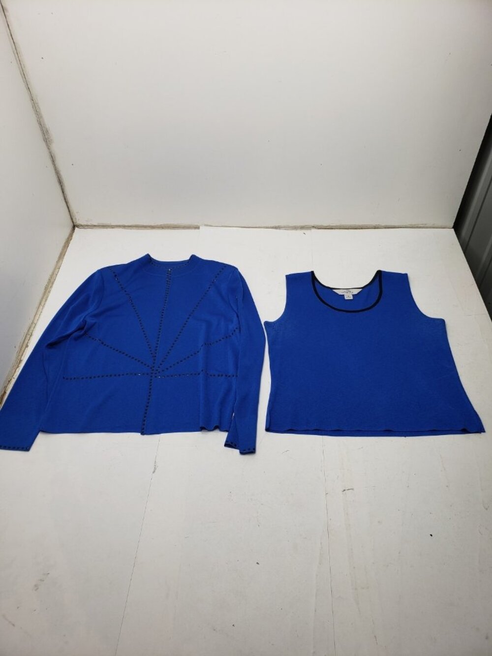 Ming Wang Women's Royal Blue 2-Piece Studded Cardigan Tank Sweater Set M